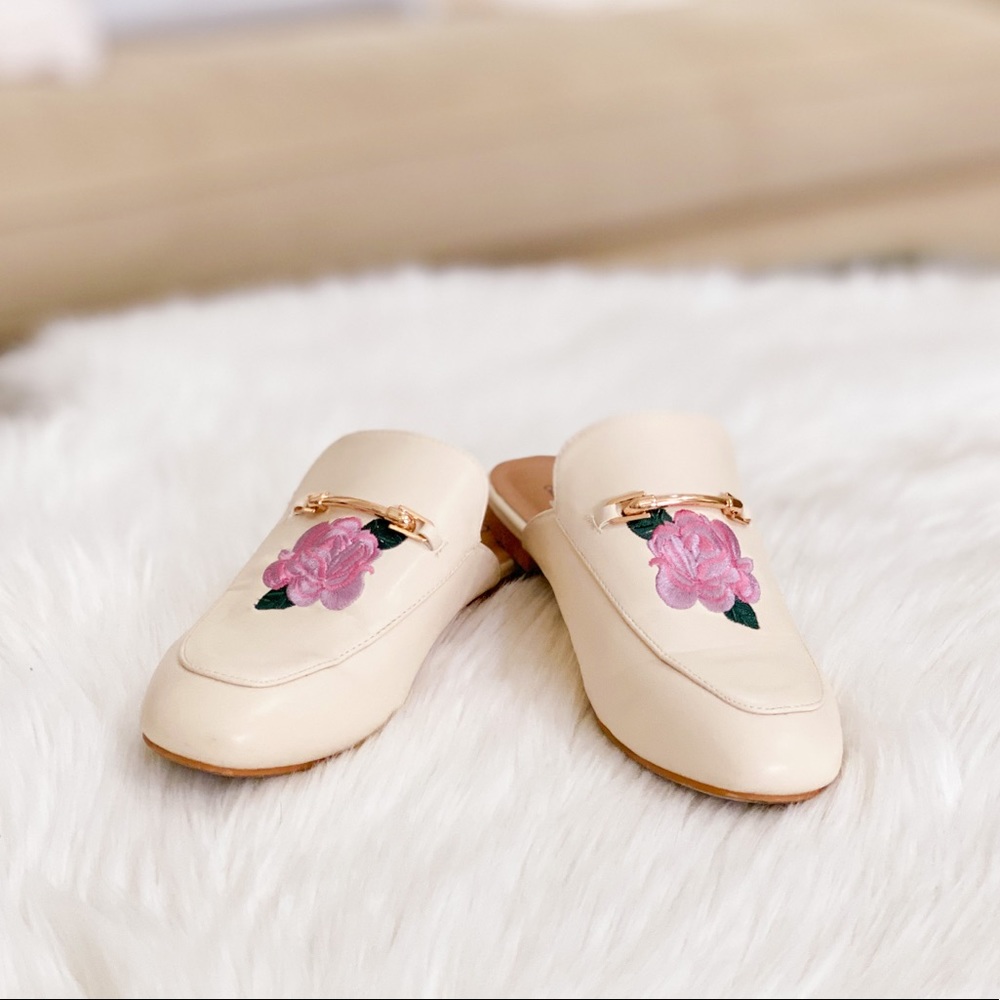 Catherine by Catherine Malandrino 
off white mules